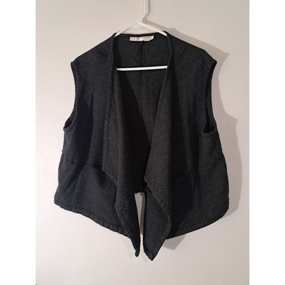 Artists & Revolutionaries Womens Large Cropped Wool Vest Dark Gray MINIMALIST